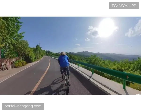 特写：在丙午马年骑行季，探访成都龙泉山崛起的“后山”骑行文化
